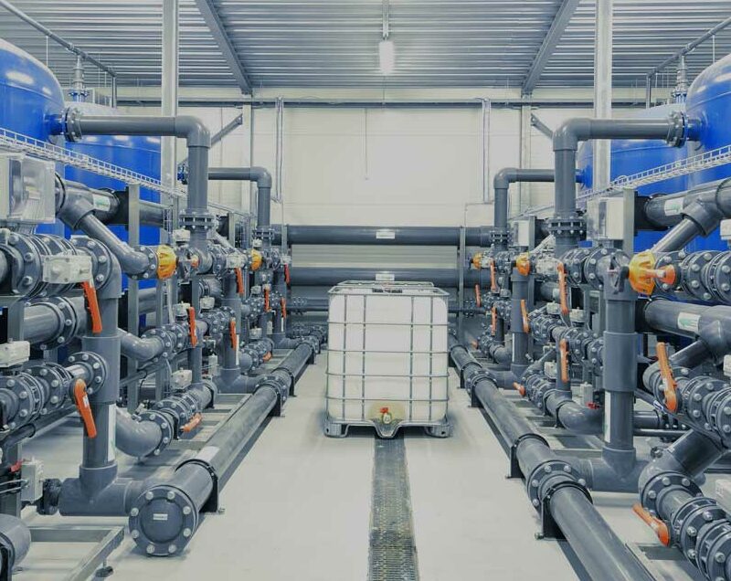 les différents types de plombiers: plombier industriel